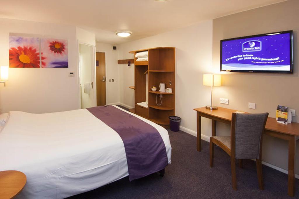 Premier Inn Birmingham City - Waterloo St Pokoj fotografie